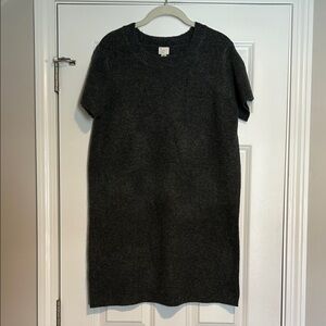 NWOT a new day Charcoal Short sleeve Sweater Dress Women's Size Small